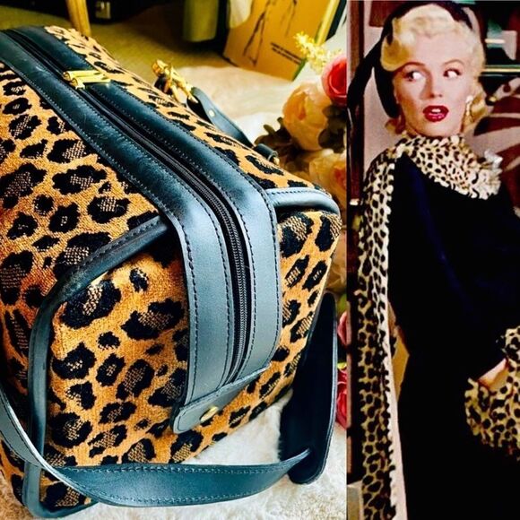 ♥️ Travel bag, vintage carry on, in Leopard 🐆 print. Gevive by boyt. - Picture 1 of 13